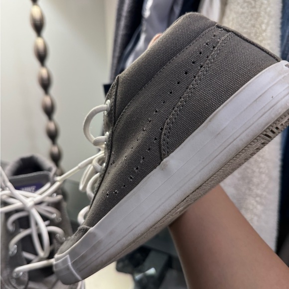 Nike shoes - Picture 6 of 9